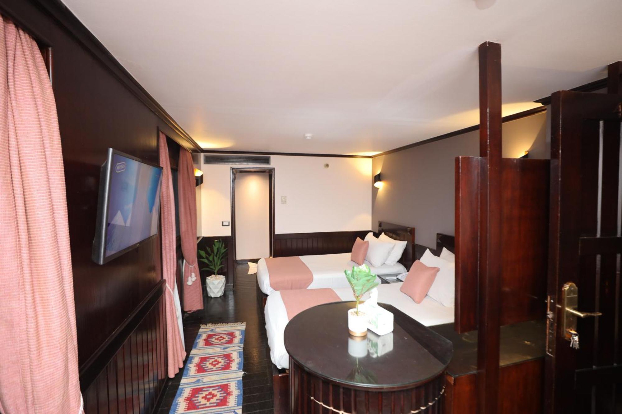 You Nile View Hotel Giza Екстериор снимка