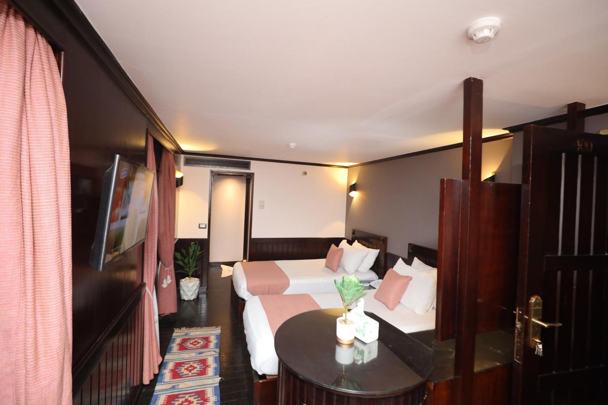 You Nile View Hotel Giza Екстериор снимка
