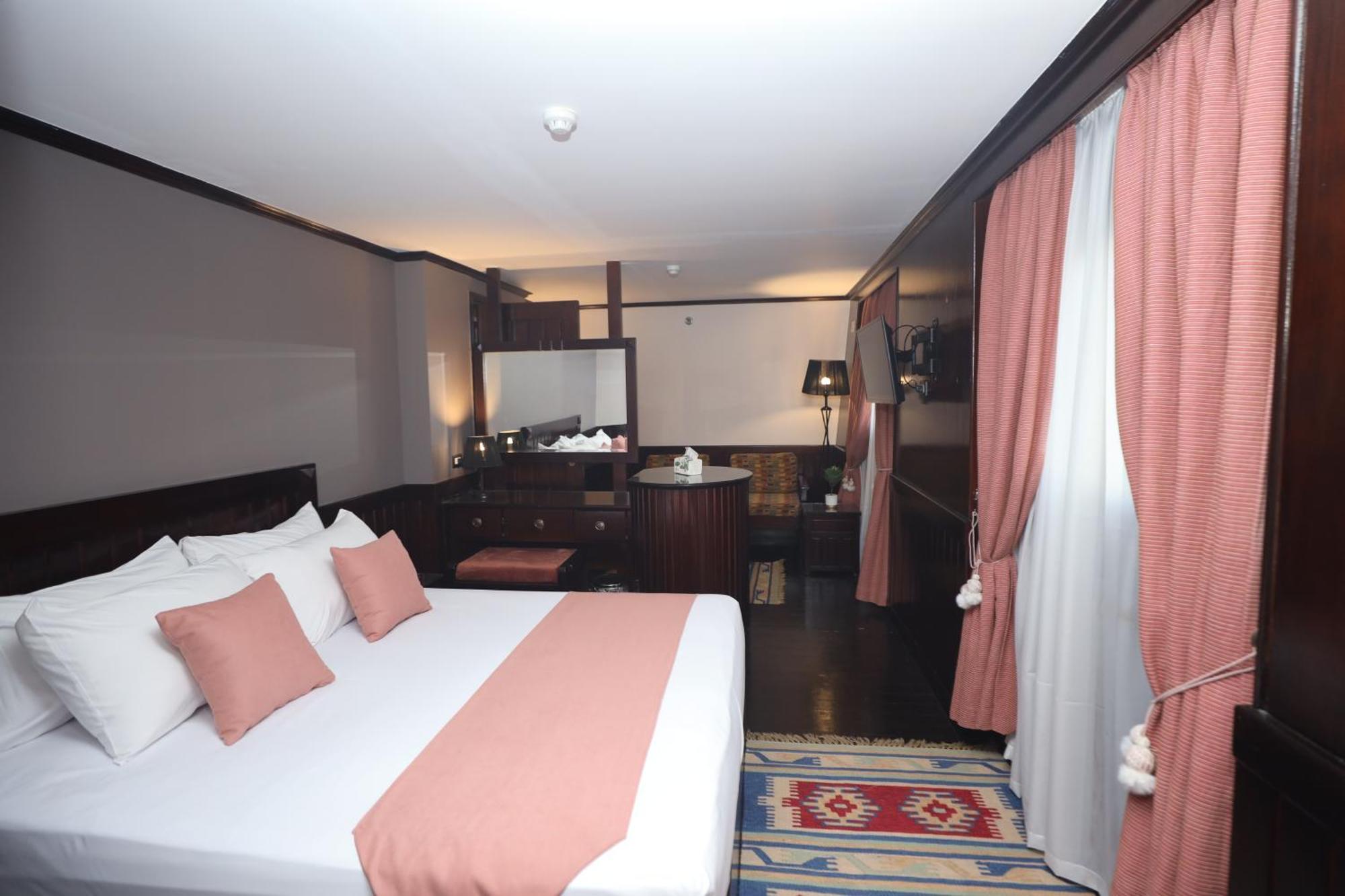 You Nile View Hotel Giza Екстериор снимка